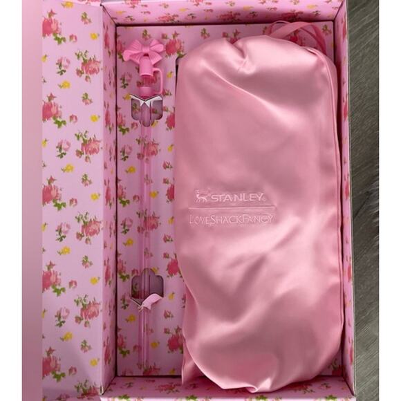 Stanley x LoveShackFancy Quencher H2.0 Flowstate™ Tumbler 3oz NIB Authentic - Picture 4 of 6